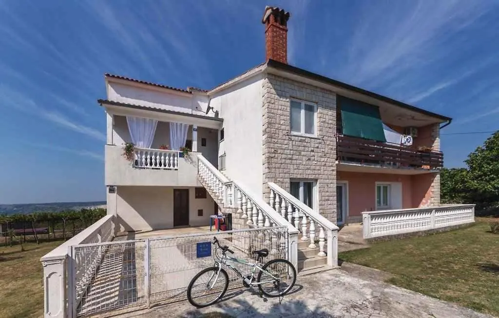 Apartment In Koromacno/Istrien 33192 Croatie